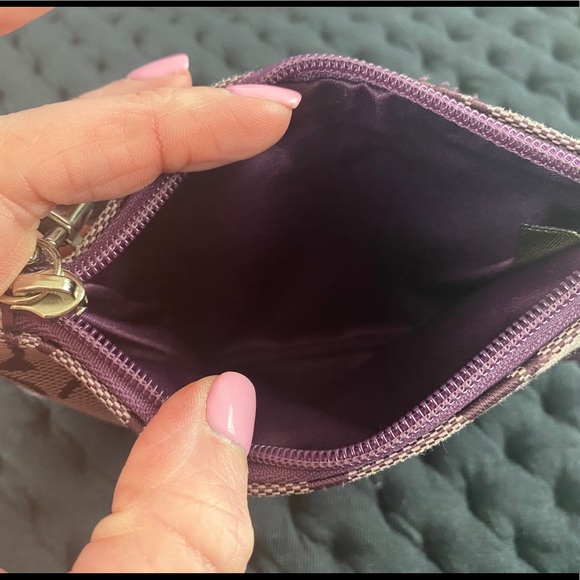 🌟Hostess Pick🌟 COACH Wristlet (purple) - NWOT - Picture 2 of 2